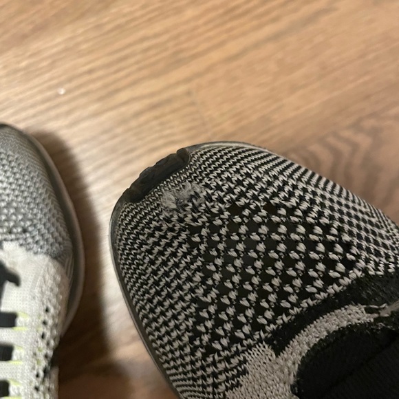 Nike Flyknit Racer - Picture 5 of 6